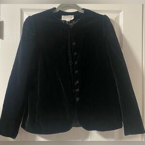 Elegant Black Velvet Women's Blazer